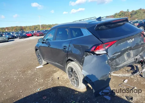 2023 Kia Sportage Hybrid Ex z USA, uszkodzony, nr VIN KNDPVCAG1P7069813